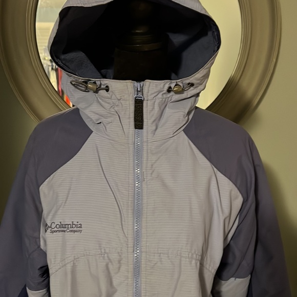 Columbia Sportswear Company, woman’s, blue & purple, jacket. Size large. - Picture 2 of 5
